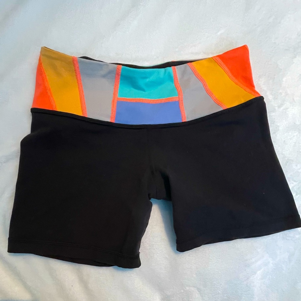 Lululemon Groove Shorts reverseable